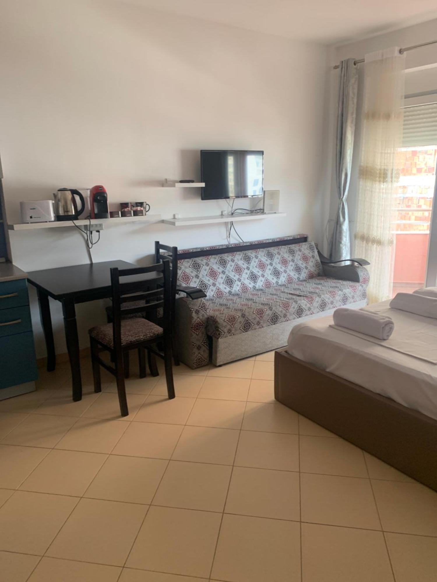 Beton Vlora B Studio Εξωτερικό φωτογραφία